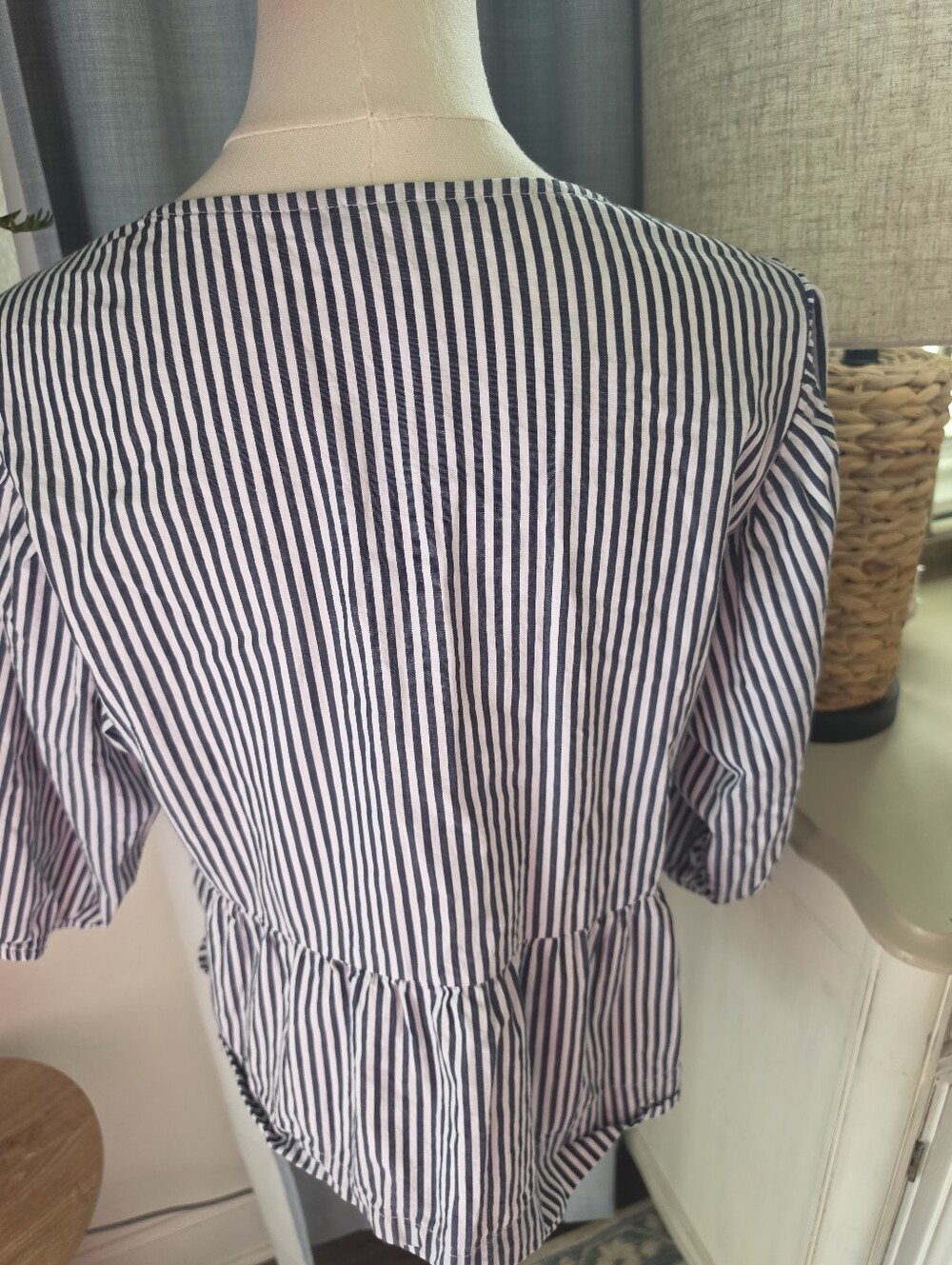 Striped Bow Top - Picture 5 of 5